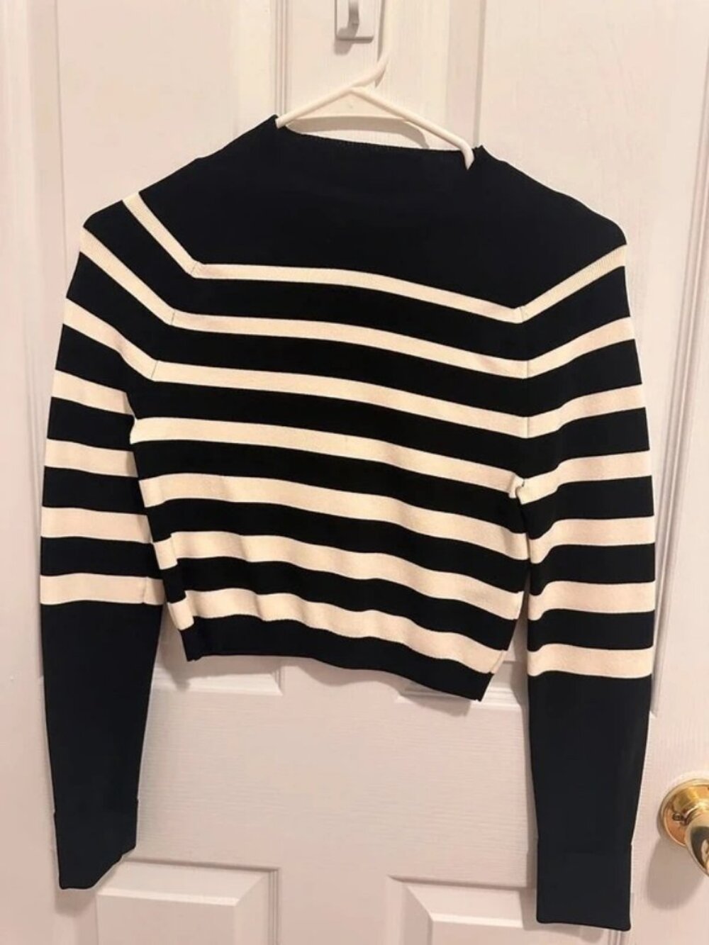 COS Black White Striped Cropped Sweater – XS